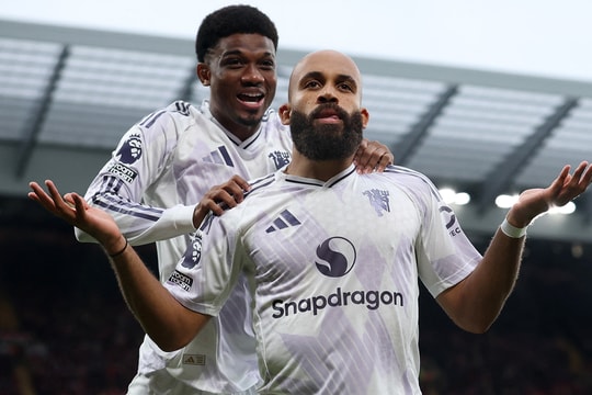 Kết quả giải Ngoại Hạng Anh: Man Utd hay bất ngờ, đánh bại Liverpool