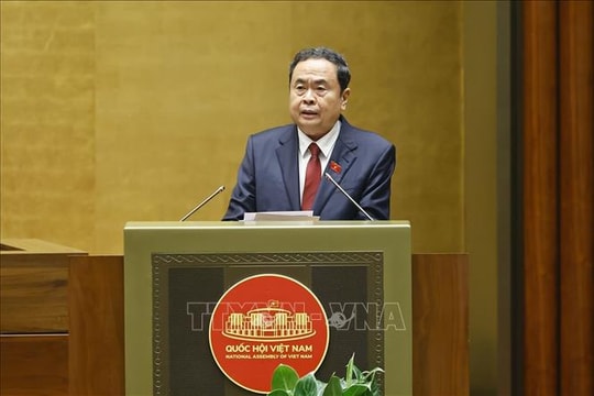 Kiên định ổn định kinh tế vĩ mô, giữ vững các cân đối lớn