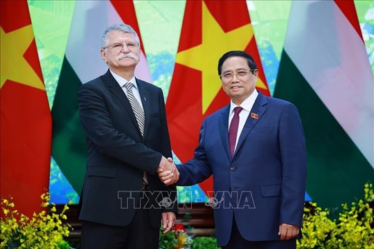 Thủ tướng Phạm Minh Chính hội kiến Chủ tịch Quốc hội Hungary