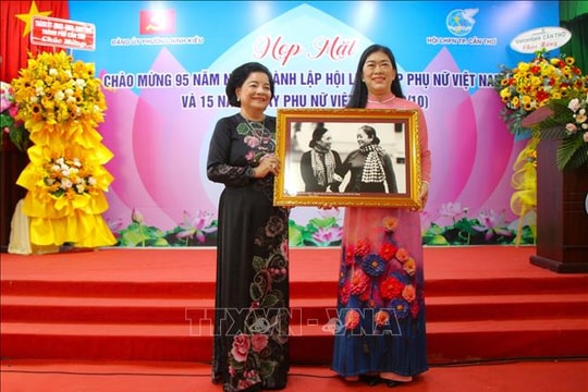 Tạo điều kiện để phụ nữ phát huy năng lực và cống hiến