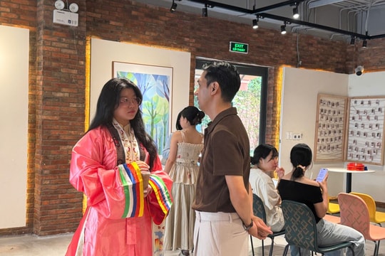 Người trẻ tìm lại nét duyên Việt trong 'Việt sắc giai nhân'