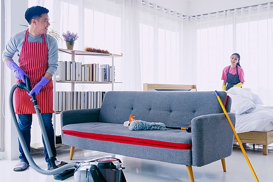 Những người đàn ông chăm lo cho vợ