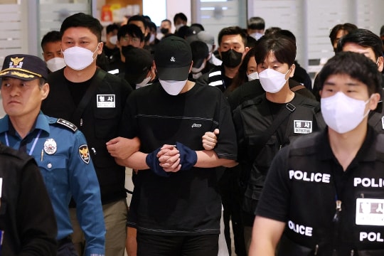 Campuchia bắt 10 người Hàn với cáo buộc lừa đảo trực tuyến