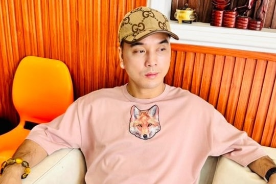 Ưng Hoàng Phúc nhập viện