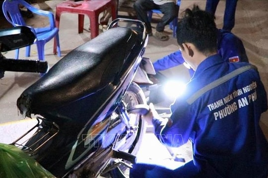 Để đêm không còn đen