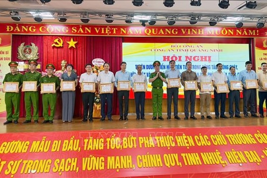Quảng Ninh: Tuyên dương điển hình tiên tiến trong công tác phòng cháy, chữa cháy
