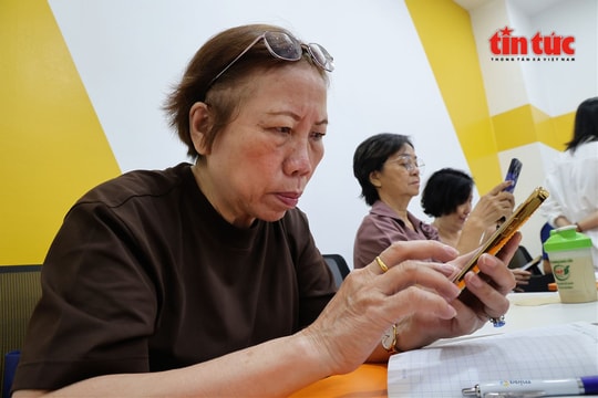 Bình dân học vụ số của những mái đầu bạc - Bài cuối: Trang bị ‘vaccine số’ phòng lừa đảo trực tuyến