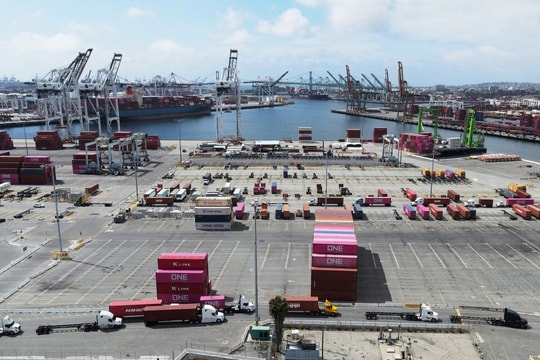 Thương chiến đẩy các nước tìm hợp tác ngoài 'quỹ đạo Mỹ - Trung'