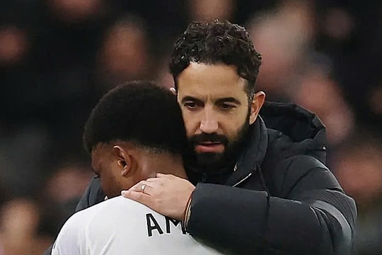 Amorim táo bạo thế nào trong trận thắng Liverpool?