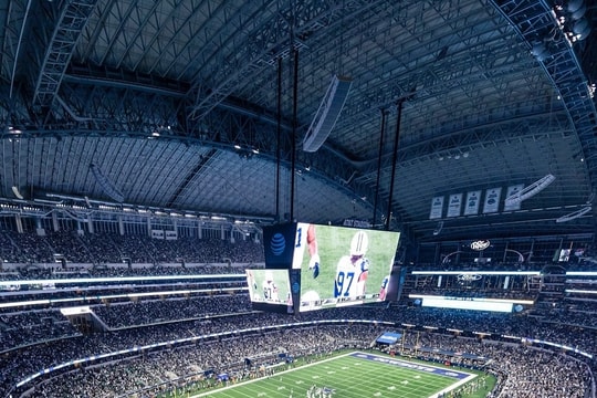 Hai công trình làm cảm hứng cho SVĐ lớn nhất Việt Nam