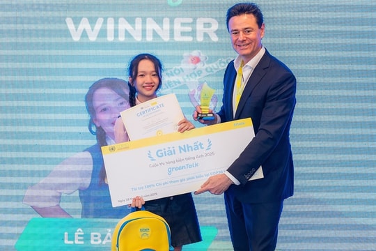 51Talk tài trợ học sinh Việt tham dự COP30