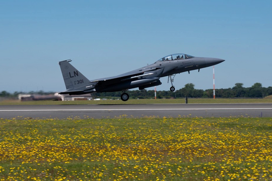 Quân đội Anh sẽ được 'gỡ rào' để bắn hạ drone gần căn cứ