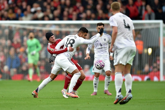 Thắng Liverpool 2-1, fan 'quỷ đỏ' Man Utd được chữa lành