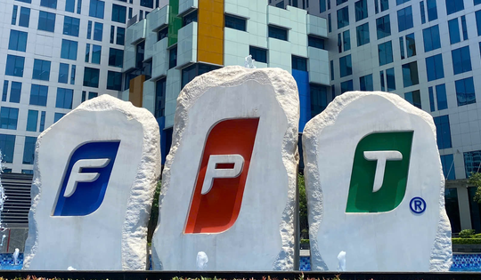 FPT trở lại: Cổ phiếu chạm trần, khối ngoại đảo chiều mua ròng hàng trăm tỷ đồng