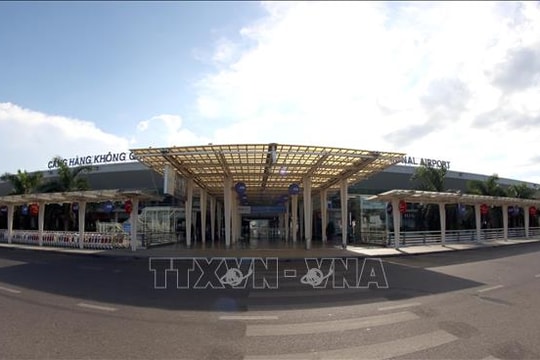 Năm sân bay vào trạng thái đề phòng trường hợp bão số 12 diễn biến bất thường