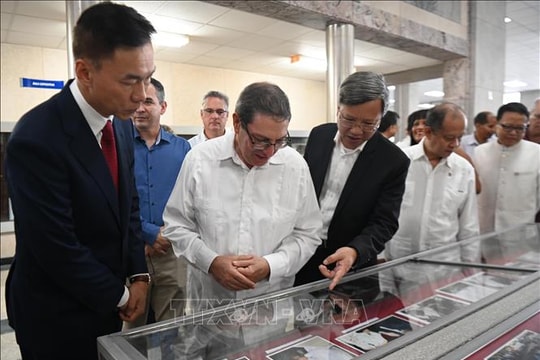 Tái hiện mối quan hệ Việt Nam - Cuba thủy chung, son sắt qua những bức ảnh