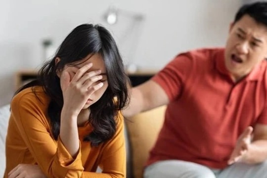 Bạn trai lao vào công ty làm điều này, tôi xấu hổ nghỉ việc ngay lập tức