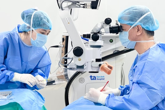 Biến chứng tiểu đường gây đục thủy tinh thể