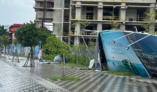 Hình ảnh khẩn trương của Đà Nẵng để ứng phó bão số 12 Fengshen và đợt mưa "đặc biệt lớn"