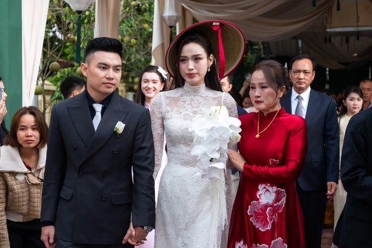 Thiếu gia Tập đoàn Sơn Hải 'rước' Đỗ Thị Hà về Quảng Trị