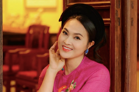 Điều ít biết về nữ nghệ sĩ chèo trẻ nhất được phong tặng danh hiệu NSND