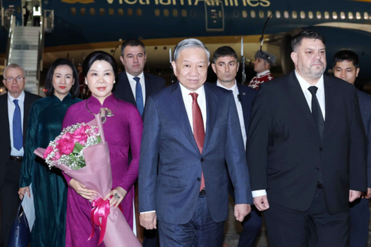 Tổng Bí thư Tô Lâm tới Sofia, bắt đầu chuyến thăm chính thức Bulgaria