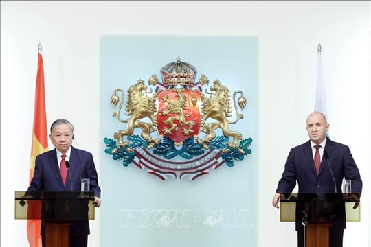 Việt Nam - Bulgaria thiết lập quan hệ Đối tác chiến lược