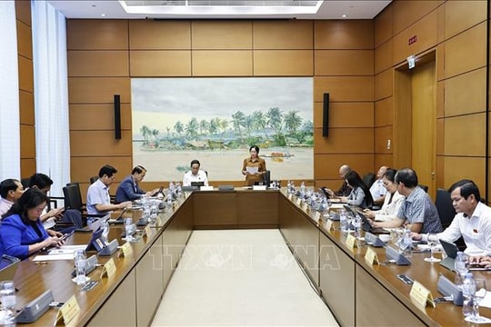 Quy định rõ chính sách hỗ trợ duy trì mức sinh