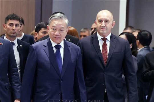 Tổng Bí thư Tô Lâm và Tổng thống Rumen Radev dự Diễn đàn Doanh nghiệp Việt Nam- Bulgaria
