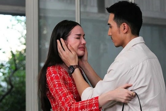 Họp lớp không thấy mối tình đầu, tôi lập tức về quê sau khi biết một tin