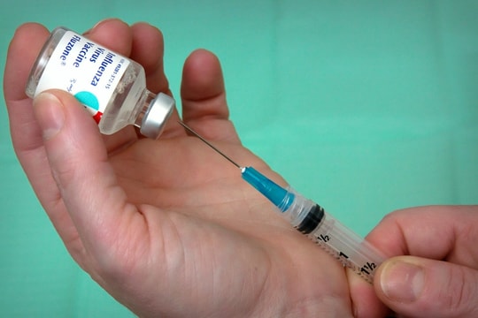 Tiêm nhiều vaccine khiến hệ miễn dịch của trẻ nhỏ quá tải?