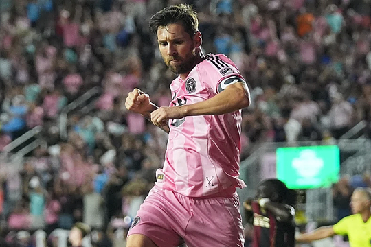 Messi gia hạn với Inter Miami đến tuổi 41