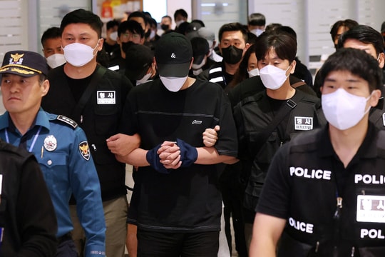 Cảnh sát Campuchia đột kích 'ổ lừa đảo', bắt 57 người Hàn