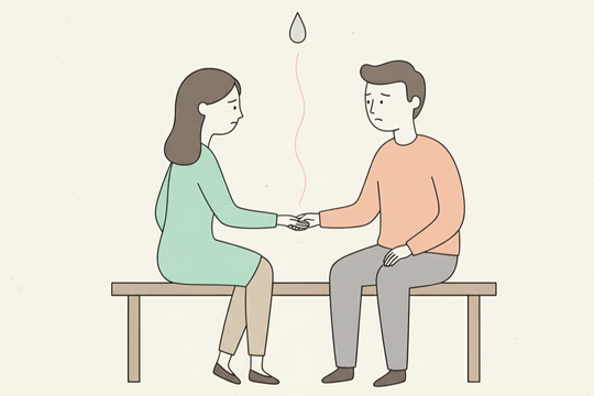 Ở bên tôi, bạn gái ngày càng mệt mỏi, không vui