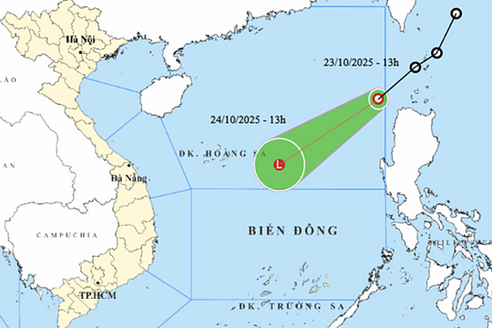 Áp thấp nhiệt đới vào Biển Đông