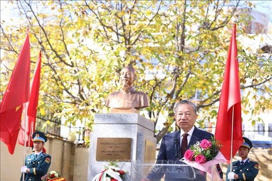Tổng Bí thư Tô Lâm dự Lễ khánh thành Tượng đài Chủ tịch Hồ Chí Minh tại Đại sứ quán Việt Nam ở Bulgaria
