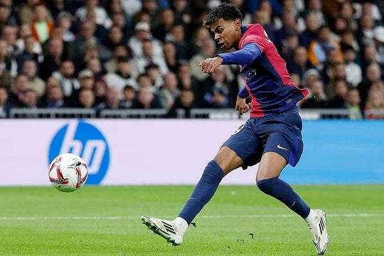 Yamal khiêu khích Real trước trận El Clasico