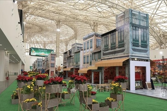 Tất cả đã sẵn sàng cho Lễ khai mạc Hội chợ Mùa Thu lần thứ nhất - năm 2025