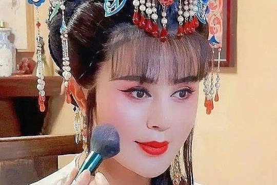 Vụ án 'ca sĩ giả gái' bị bắt cóc, giấu xác dưới hầm