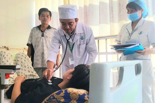 Sốt xuất huyết nguy cơ bùng phát thành dịch ở miền Tây