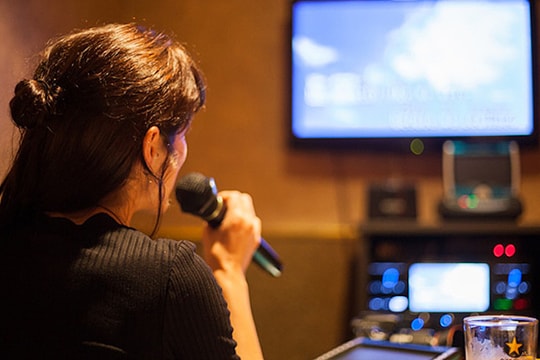 Nước nào là quê hương của karaoke?