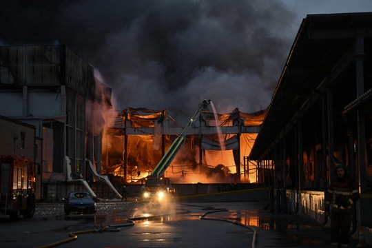 Khoảnh khắc 'loạt tên lửa Iskander-M' lao xuống Kiev