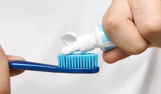 Bé gái 11 tuổi khó thở, tử vong sau khi đánh răng tại nhà