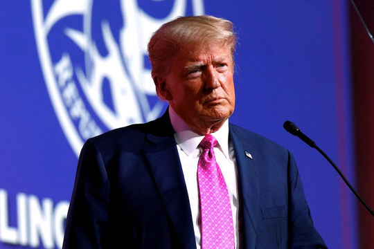 Ông Trump dọa áp thuế thêm 10% lên hàng hóa Canada