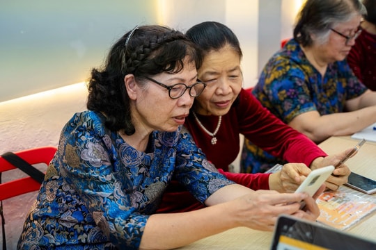 Nguồn cảm hứng từ những người già luôn tiến lên phía trước