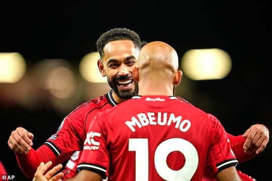 HLV Ruben Amorim chấp nhận chịu đau tim vì MU