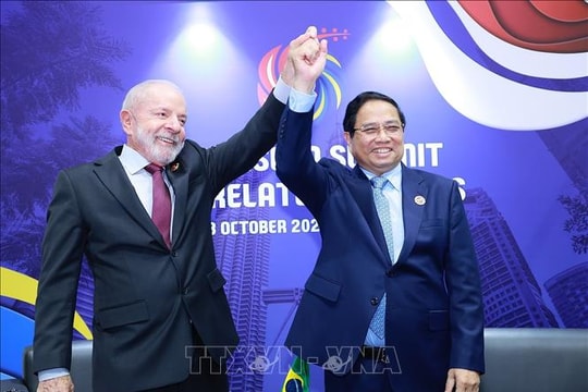 Thủ tướng Phạm Minh Chính gặp lãnh đạo các nước Campuchia, Canada và Brazil