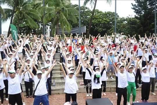 Đẩy mạnh phong trào toàn dân tập luyện thể dục, thể thao