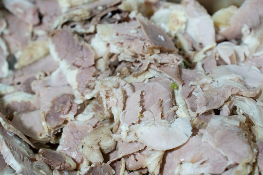 Thịt nạm và gầu của bò khác nhau ở điểm nào?