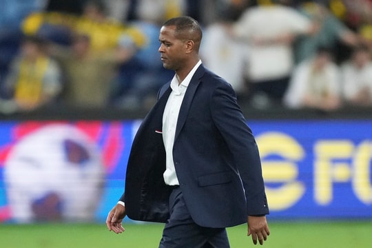 Tuyển Indonesia khó tuyển HLV vì CĐV